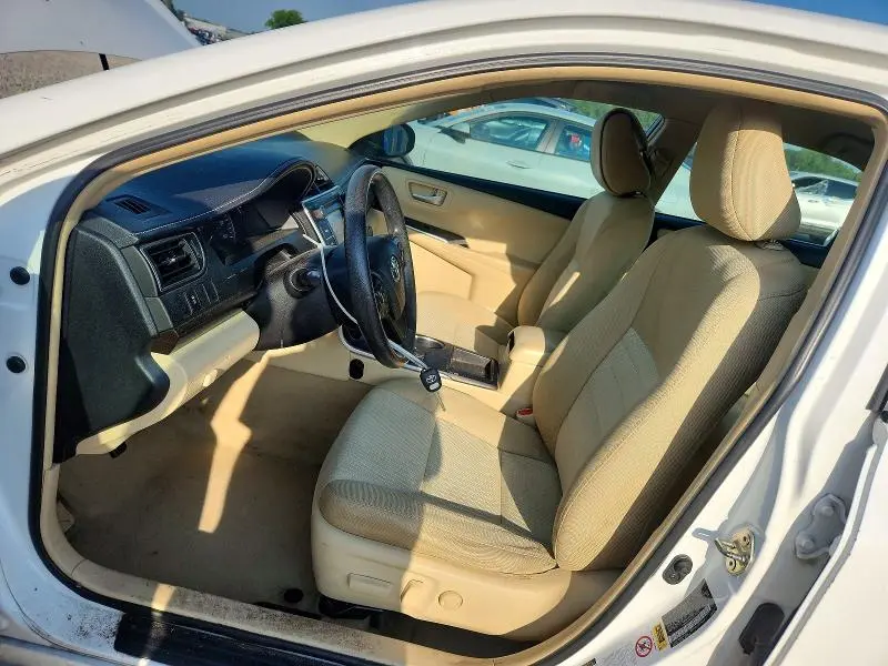 2015 TOYOTA CAMRY LE  