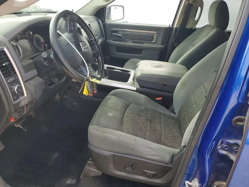 2017 RAM 1500 SLT  