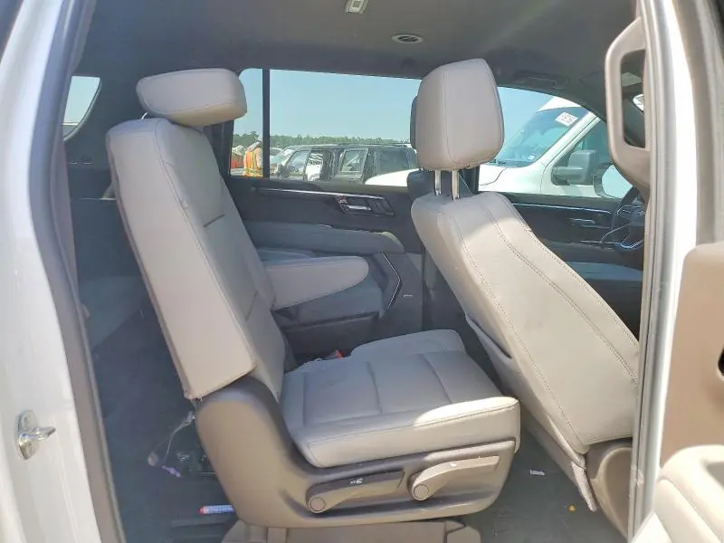 2026 CHEVROLET SUBURBAN C1500 LT  