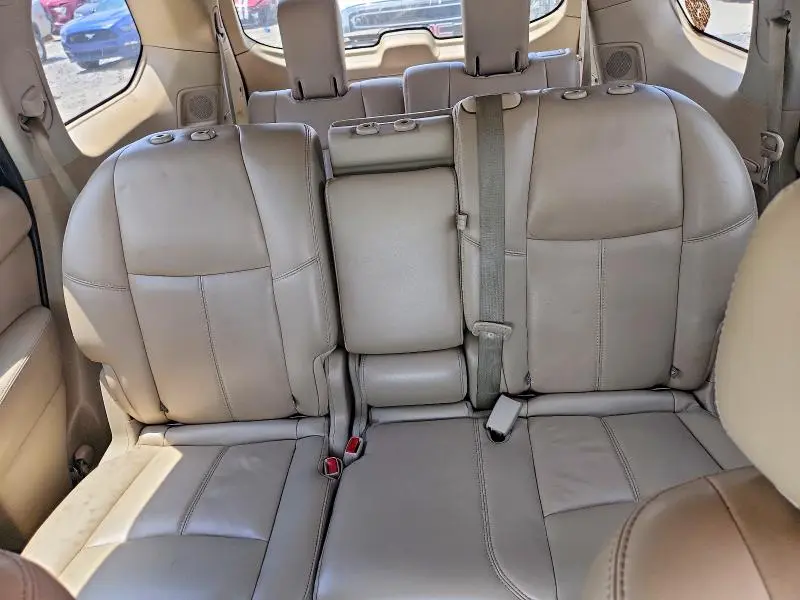 2015 NISSAN PATHFINDER SL  