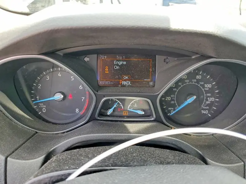 2016 FORD FOCUS SE  