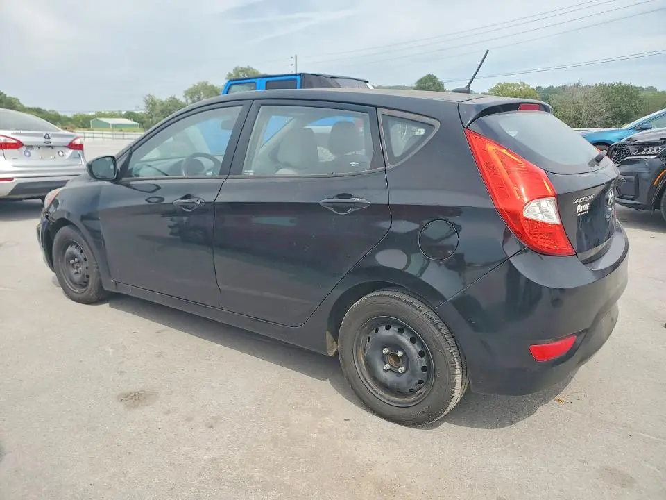 2013 HYUNDAI ACCENT GS  