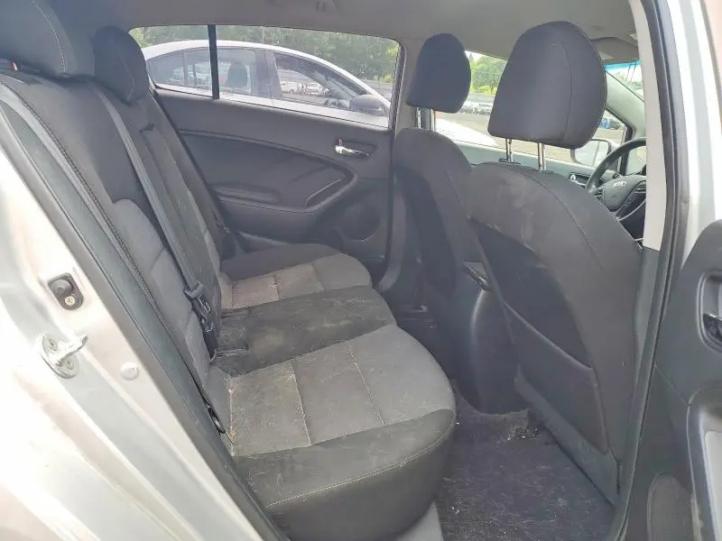 2016 KIA FORTE LX  