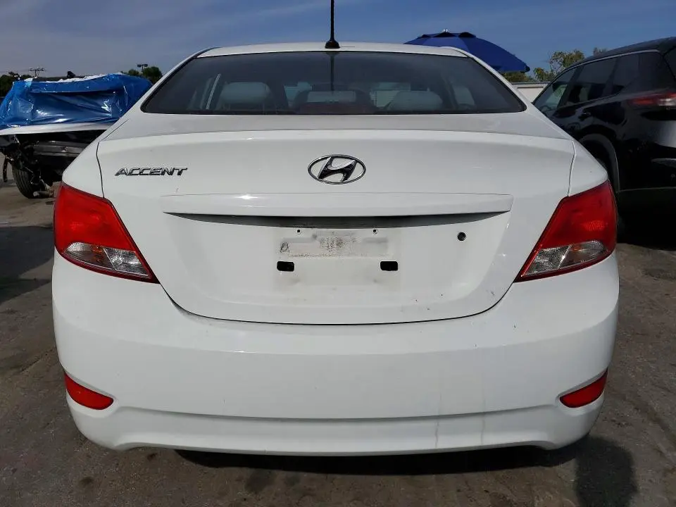 2015 HYUNDAI ACCENT GLS  