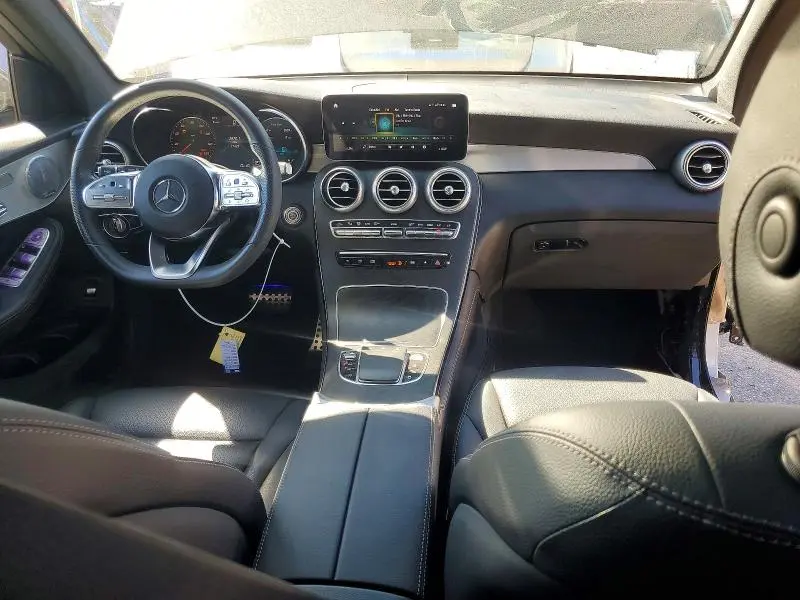 2020 MERCEDES-BENZ GLC 300  