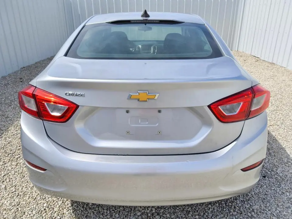 2018 CHEVROLET CRUZE LS  