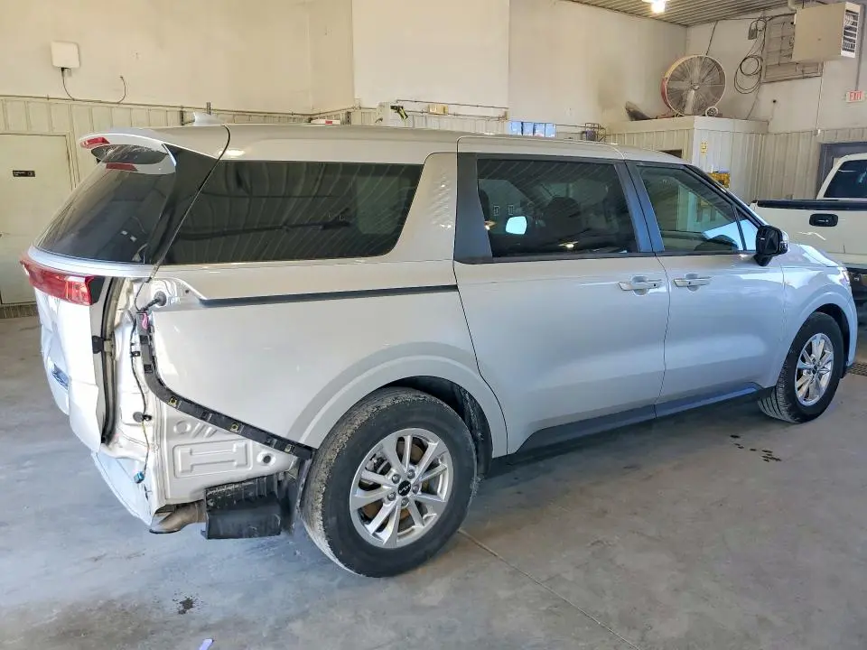 2022 KIA CARNIVAL LX  