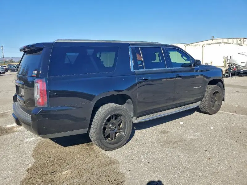 2017 GMC YUKON XL C1500 SLT  