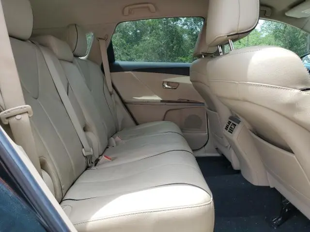 2013 TOYOTA VENZA LE  