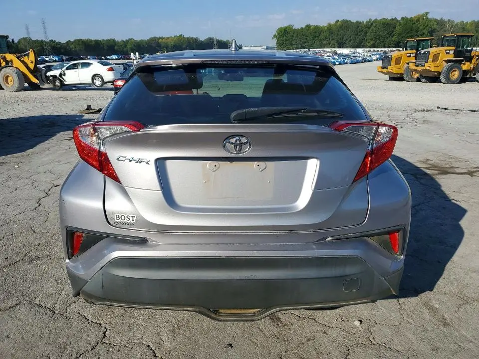 2018 TOYOTA C-HR XLE  