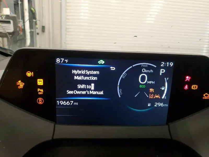 2025 TOYOTA PRIUS   