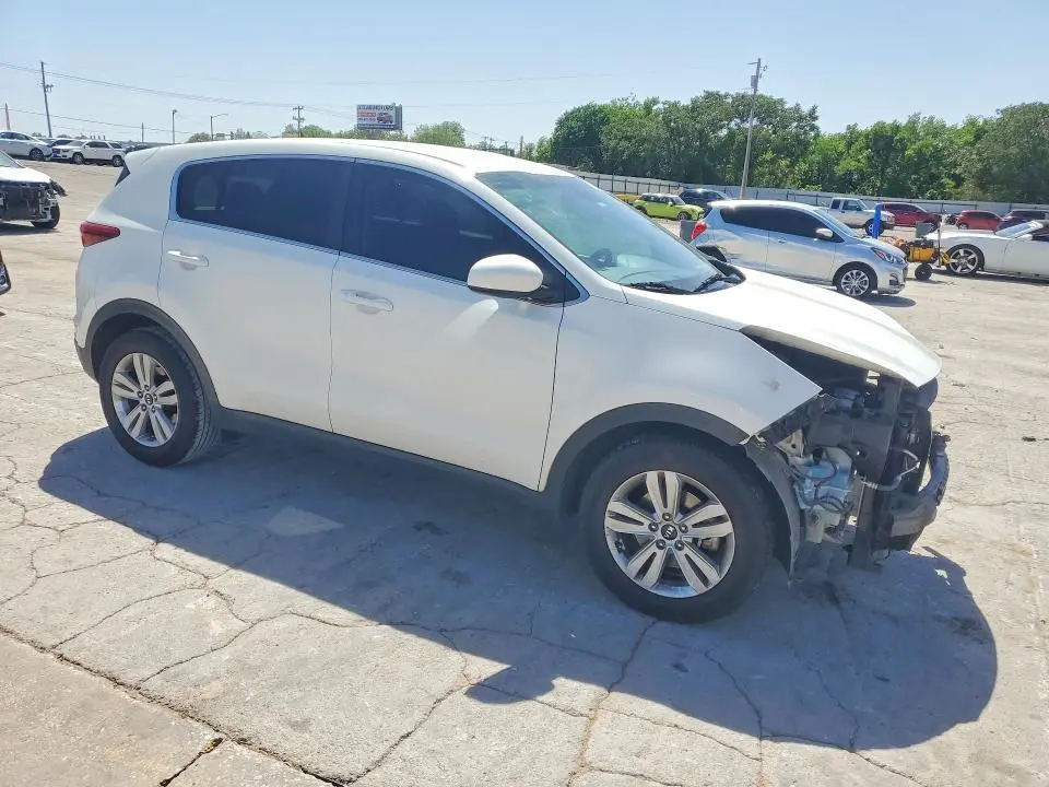 2018 KIA SPORTAGE LX  