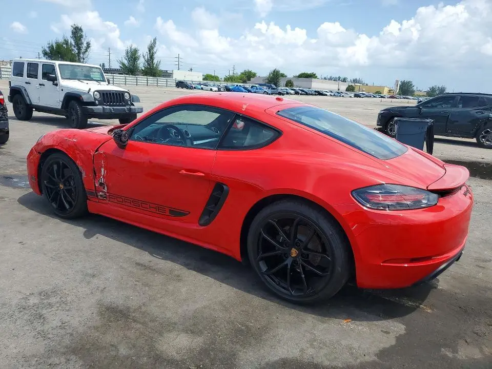 2025 PORSCHE CAYMAN BASE  