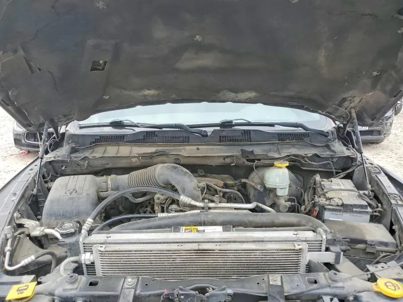 2017 RAM 1500 SLT  