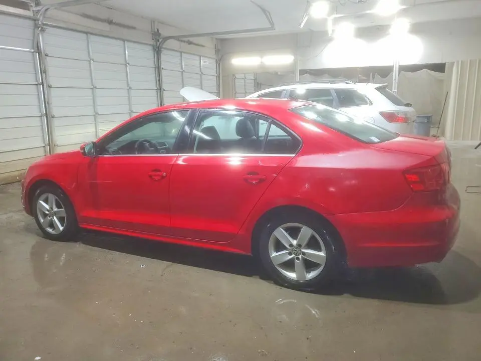 2013 VOLKSWAGEN JETTA TDI  