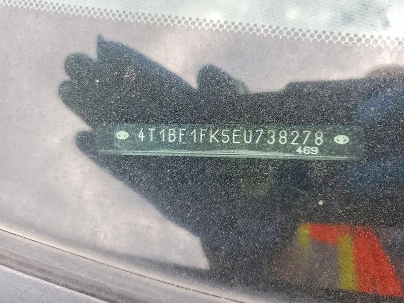 2014 TOYOTA CAMRY SE  