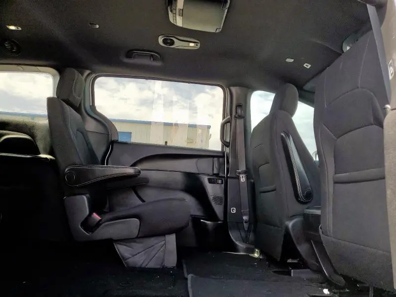 2019 CHRYSLER PACIFICA TOURING PLUS  