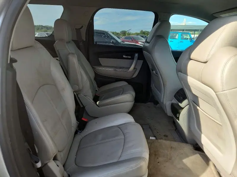 2011 GMC ACADIA SLT-1  