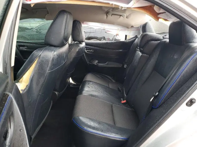 2019 TOYOTA COROLLA SE  