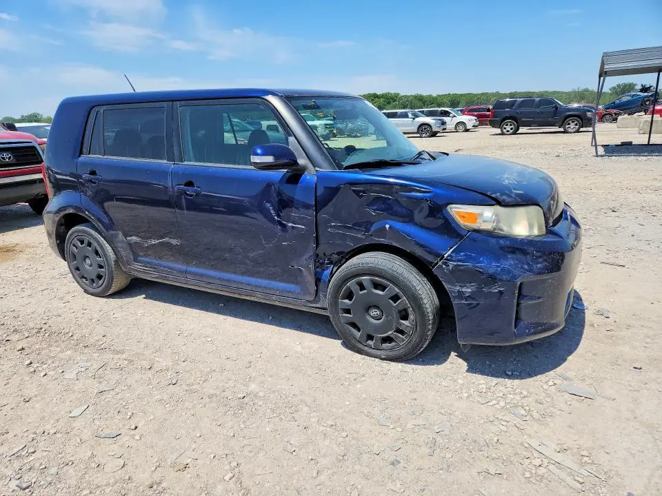 2013 SCION XB BASE  