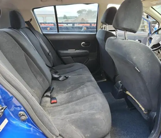2012 NISSAN VERSA S  