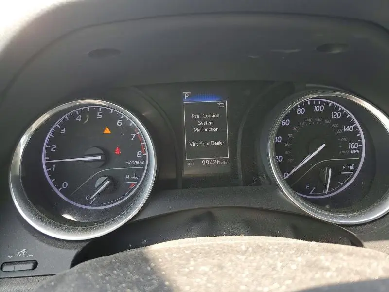 2018 TOYOTA CAMRY SE  