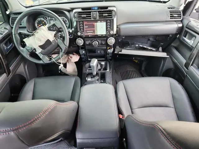 2023 TOYOTA 4RUNNER SE  