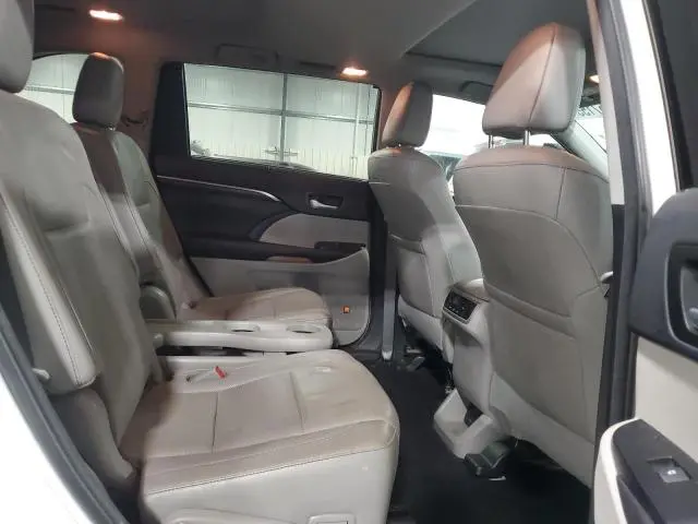 2016 TOYOTA HIGHLANDER LIMITED  