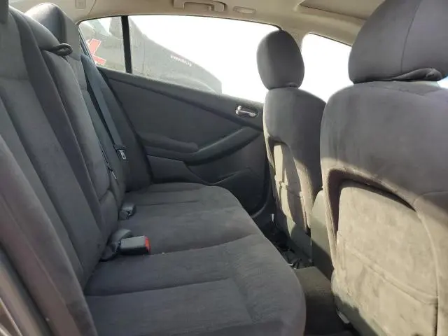 2010 NISSAN ALTIMA BASE  