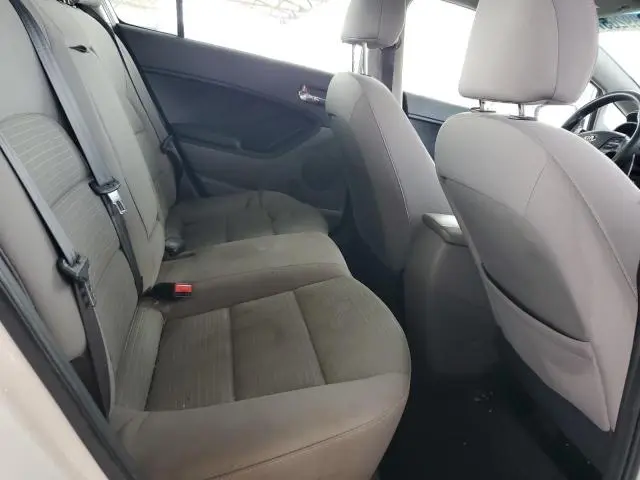2015 KIA FORTE LX  