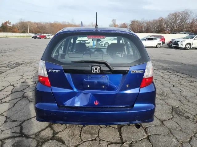 2010 HONDA FIT   