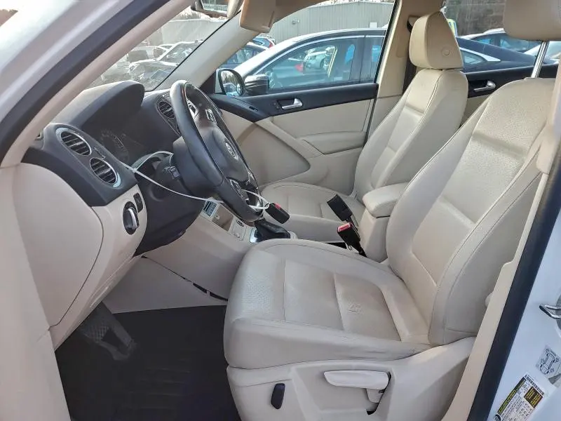 2016 VOLKSWAGEN TIGUAN S  