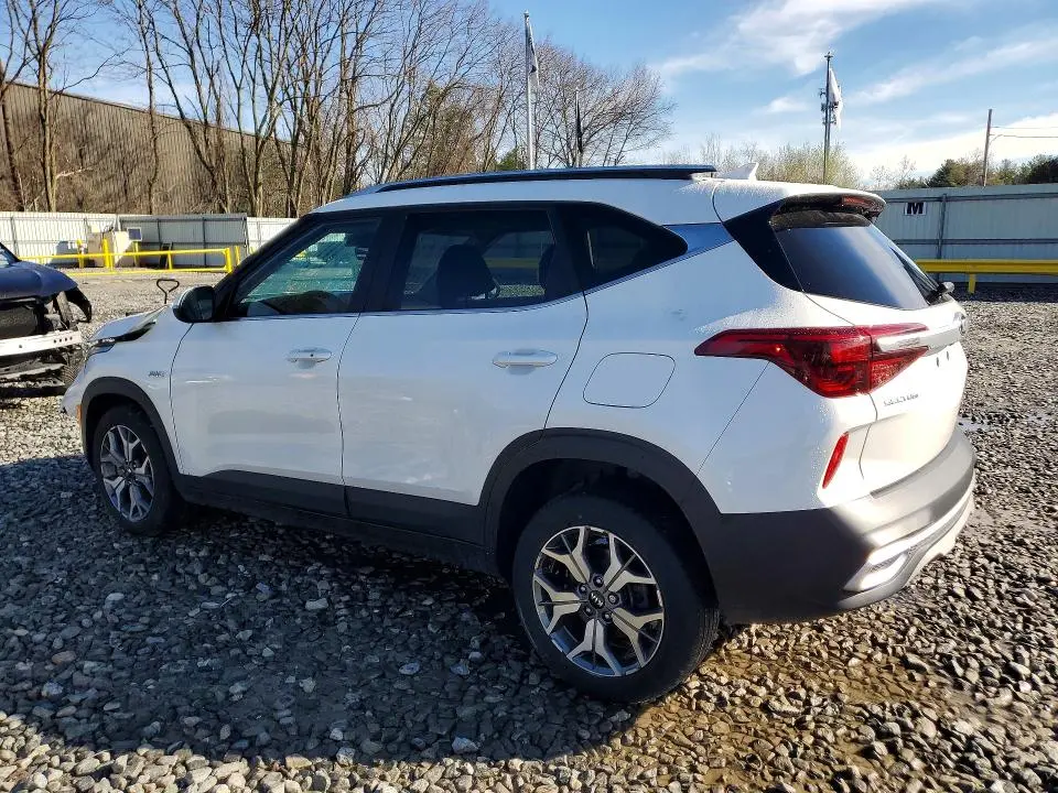 2021 KIA SELTOS EX  