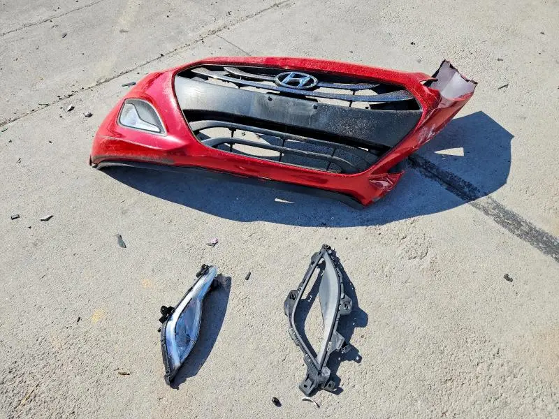 2013 HYUNDAI ELANTRA GT BASE  