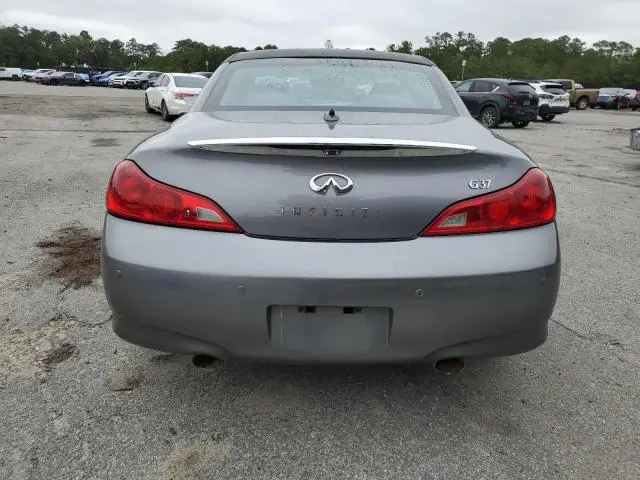 2011 INFINITI G37 BASE  