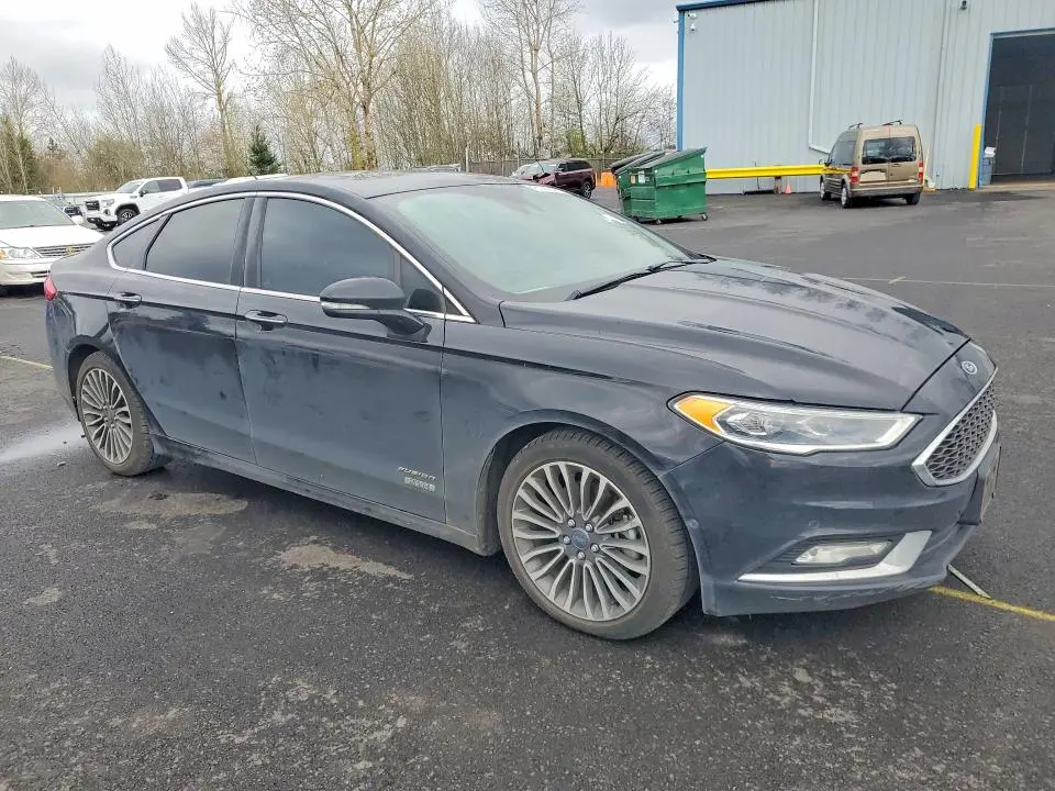 2017 FORD FUSION TITANIUM PHEV  