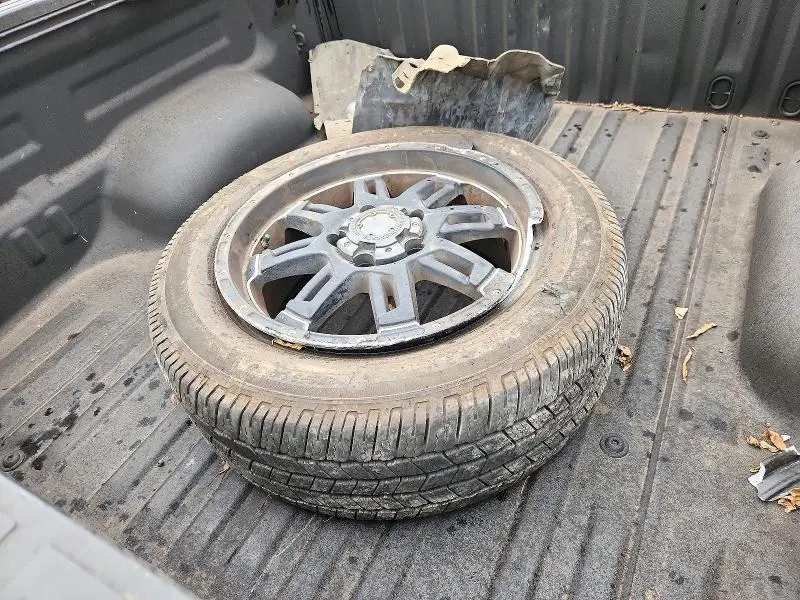 2018 TOYOTA TUNDRA CREWMAX SR5  