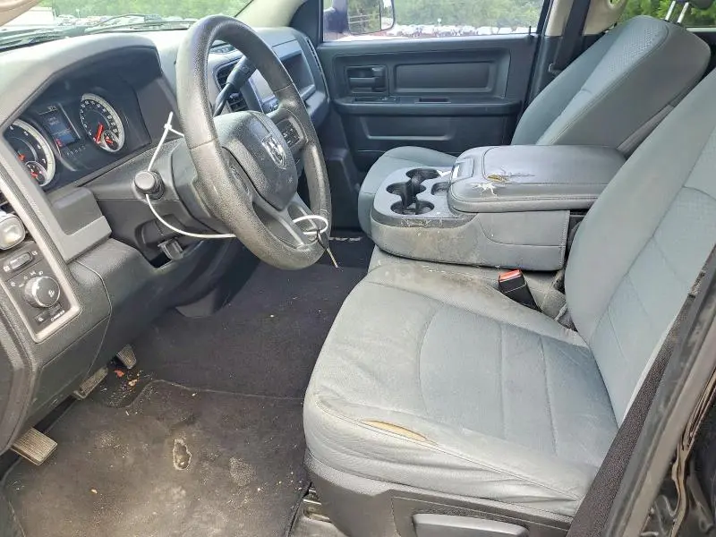 2014 RAM 1500 ST  
