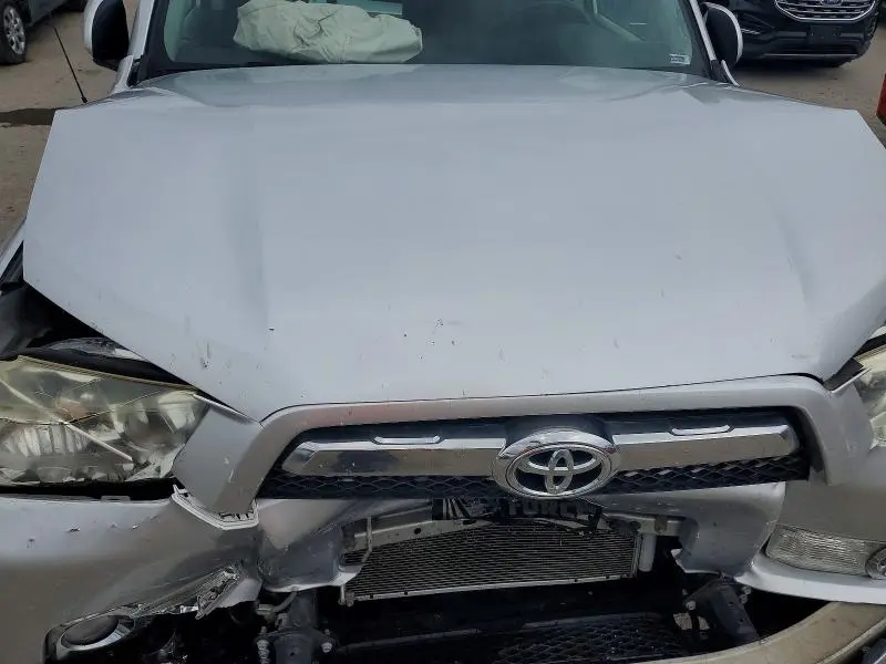 2013 TOYOTA 4RUNNER SR5  