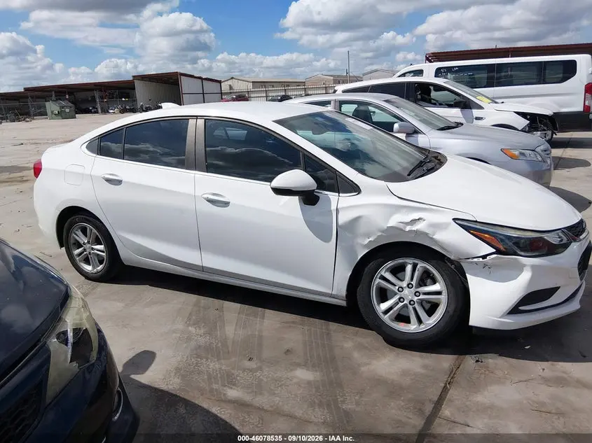 2017 CHEVROLET CRUZE LT AUTO