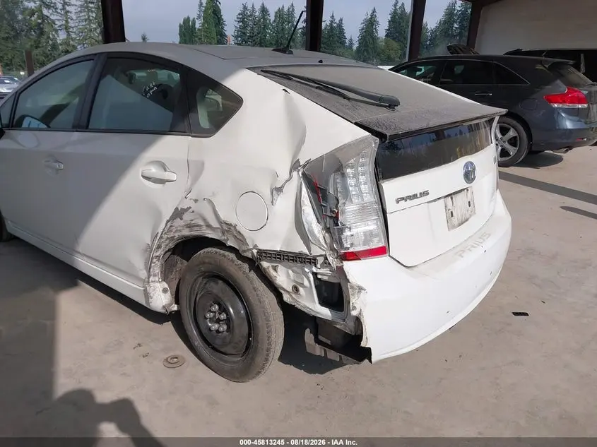 2011 TOYOTA PRIUS FOUR
