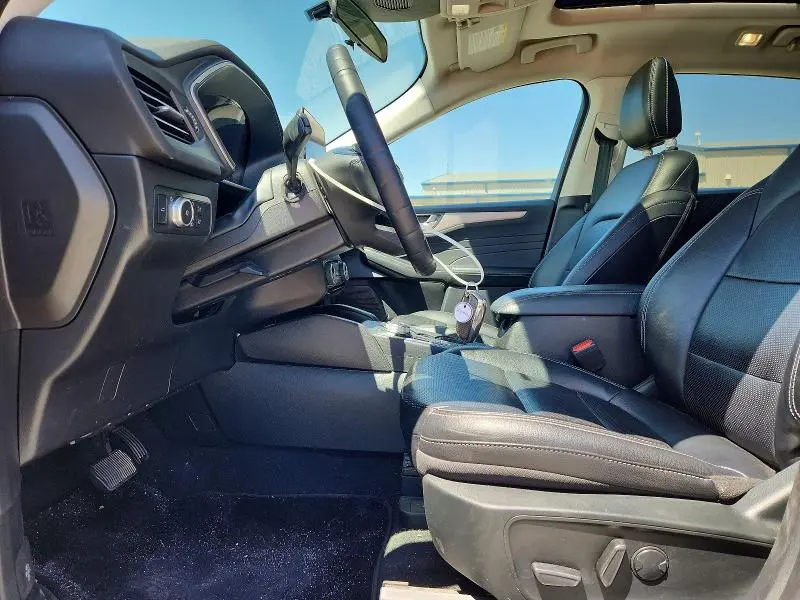 2022 FORD ESCAPE SEL  