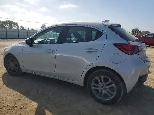 2020 TOYOTA YARIS LE  