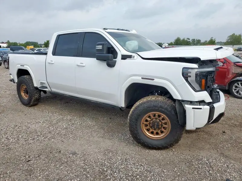 2024 GMC SIERRA K2500 AT4  