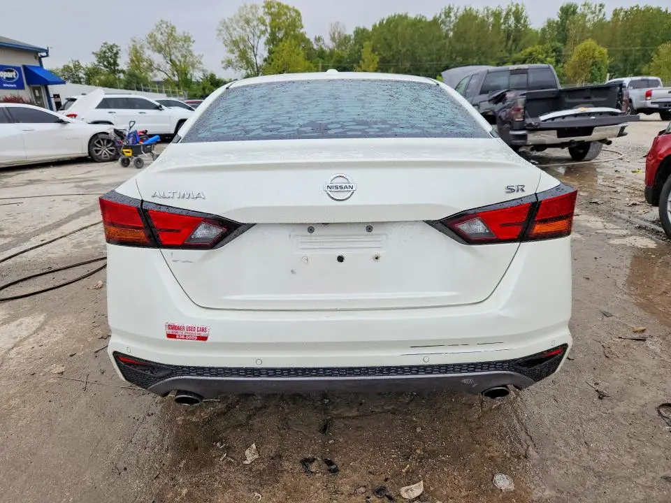 2020 NISSAN ALTIMA SR  