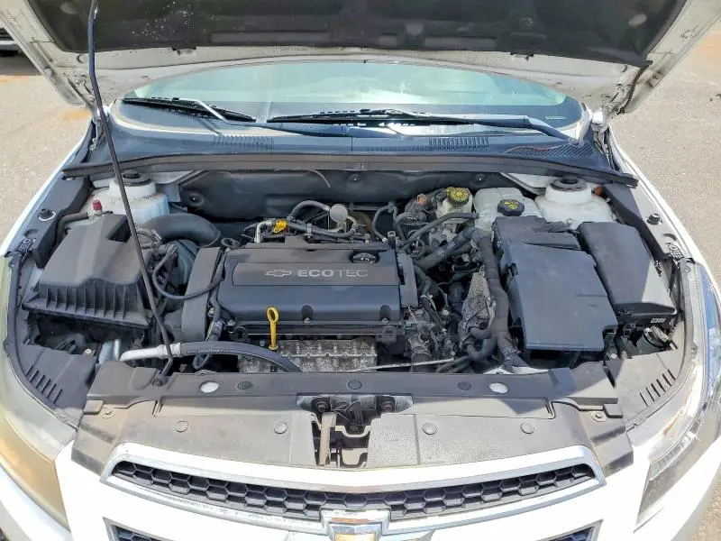 2011 CHEVROLET CRUZE LS  