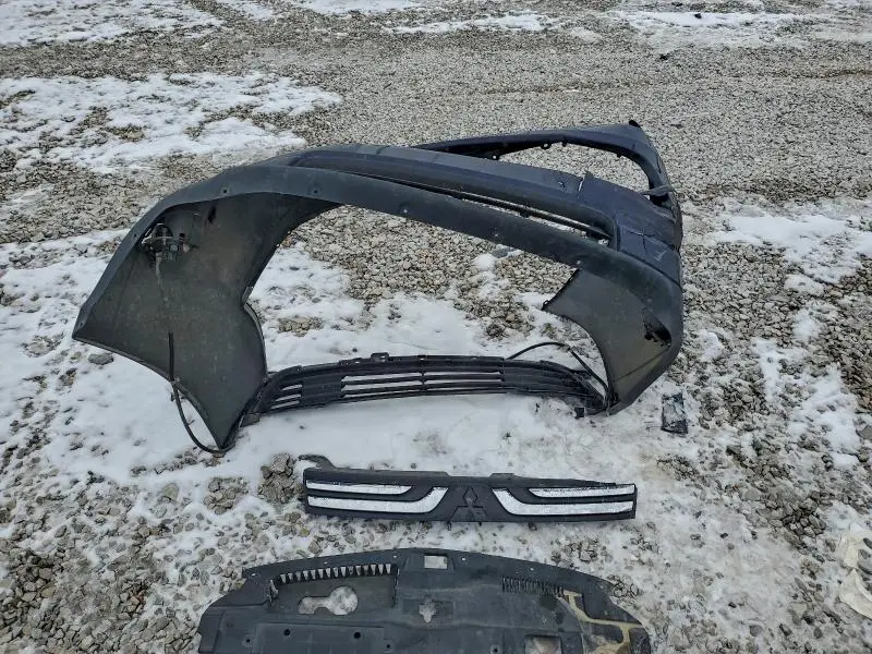 2014 MITSUBISHI OUTLANDER SE  