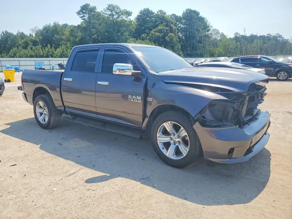 2015 RAM 1500 ST  