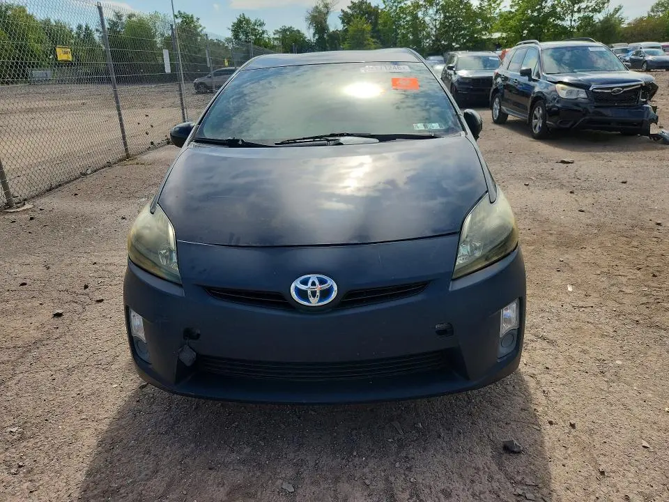 2010 TOYOTA PRIUS II  