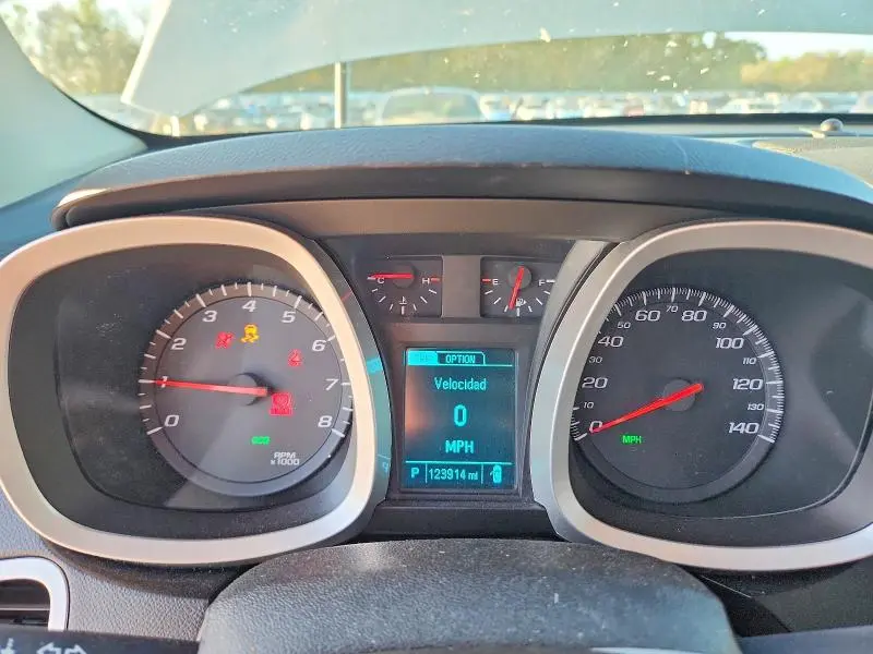 2015 CHEVROLET EQUINOX LT  